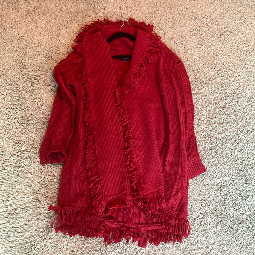 4SI3NNA Red sweater. Size: Large